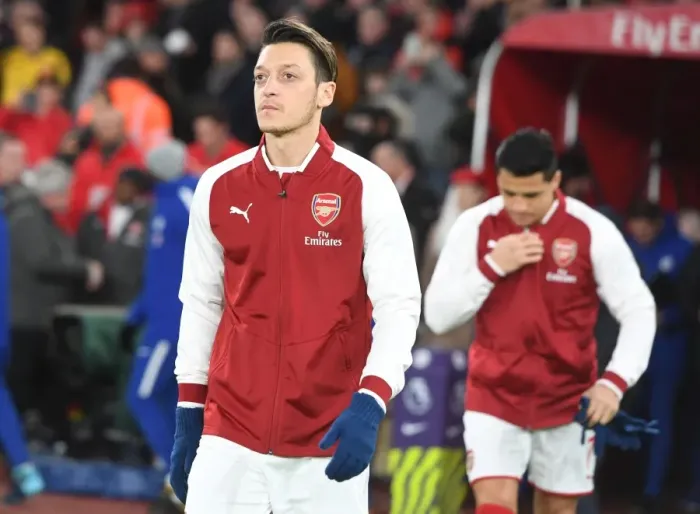 Framed Print : Mesut Ozil: Arsenal's Creative Force Ahead of Arsenal vs Chelsea (2017-18) Framed Print : Mesut Ozil: Arsenal's Creative Force Ahead of Arsenal vs Chelsea (2017-18)