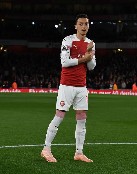 Mesut Ozil: Arsenal's Creative Force Unleashed in Premier League Clash Against Leicester City, 2018-19