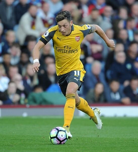 Mesut Ozil: Arsenal's Mastermind in Burnley Showdown, Premier League 2016-17