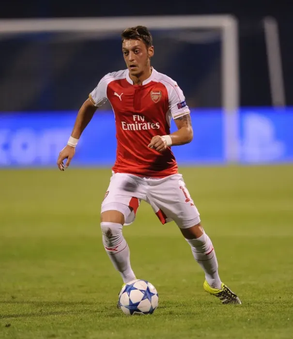 Framed Print : Mesut Ozil: Arsenal's Star Performance Against Dinamo Zagreb (September 2015, UEFA Champions League) Framed Print : Mesut Ozil: Arsenal's Star Performance Against Dinamo Zagreb (September 2015, UEFA Champions League)