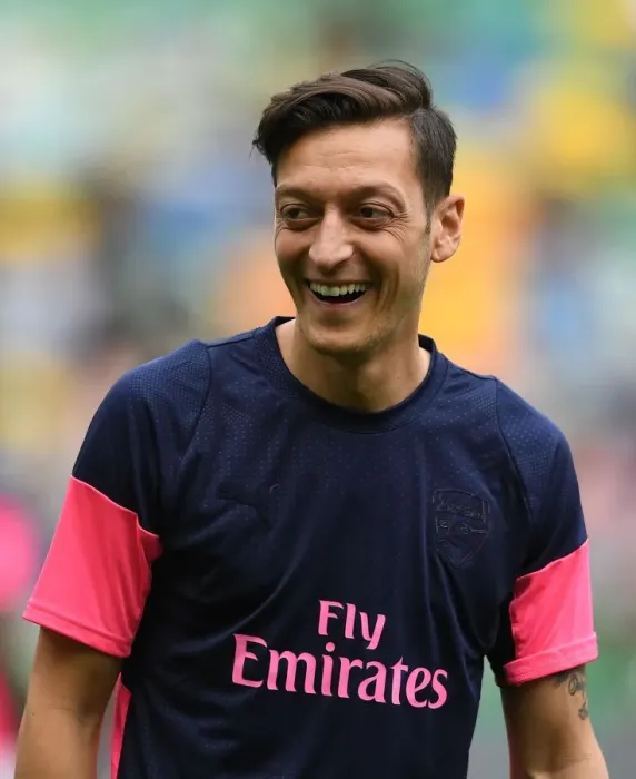 Framed Print : Mesut Ozil: Arsenal's Star Player Gears Up for Europa League Showdown Against Sporting Lisbon Framed Print : Mesut Ozil: Arsenal's Star Player Gears Up for Europa League Showdown Against Sporting Lisbon