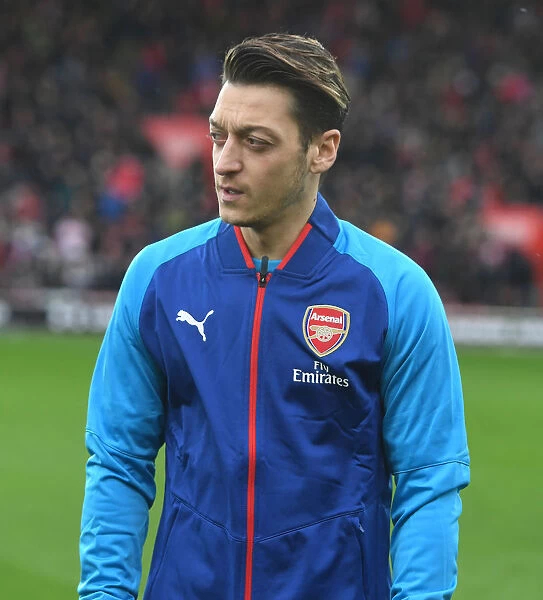 Mesut Ozil: Arsenal's Star Ready for Southampton Showdown, December 2017