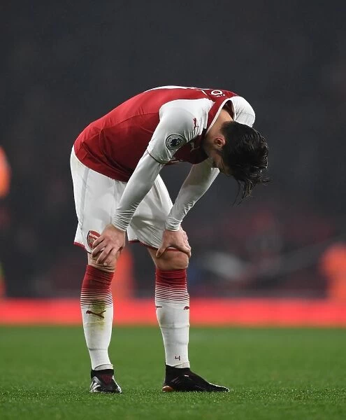 Mesut Ozil: Disappointment and Dejection After Arsenal's Loss to Manchester United (2017-18)