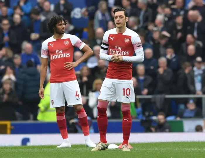 Framed Print : Mesut Ozil: Gearing Up for the Battle at Goodison Park - Everton vs Arsenal, Premier League 2018-19 Framed Print : Mesut Ozil: Gearing Up for the Battle at Goodison Park - Everton vs Arsenal, Premier League 2018-19