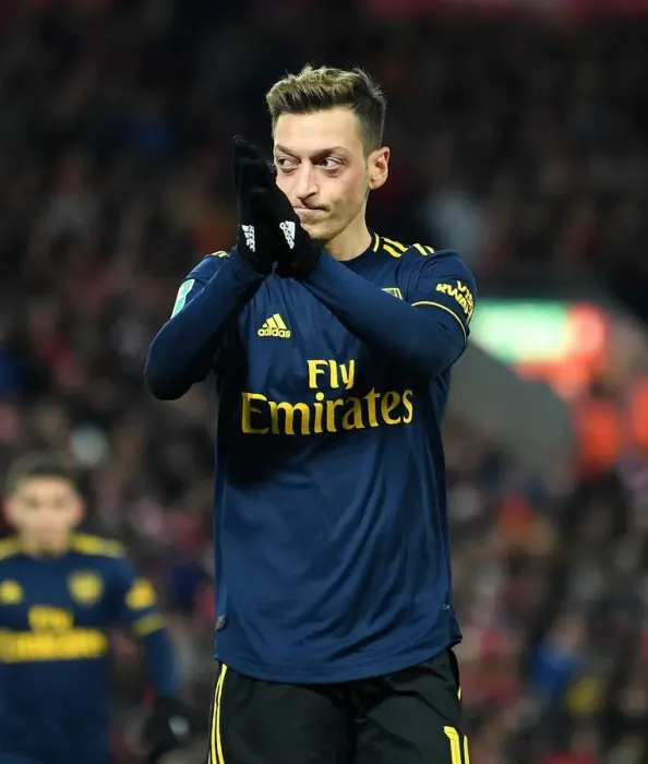 Framed Print : Mesut Ozil at Liverpool's Carabao Cup Match: Arsenal vs. Liverpool (2019-20)