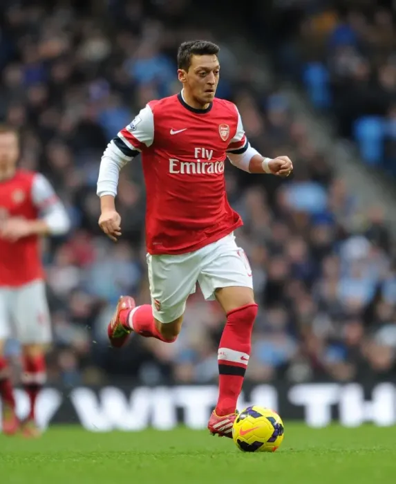 Framed Print : Mesut Ozil: Manchester City vs. Arsenal, Premier League Showdown (2013-14)