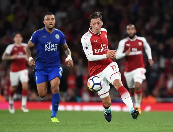 Framed Print : Mesut Ozil Outmaneuvers Danny Simpson: Arsenal vs Leicester City, Premier League 2017-18