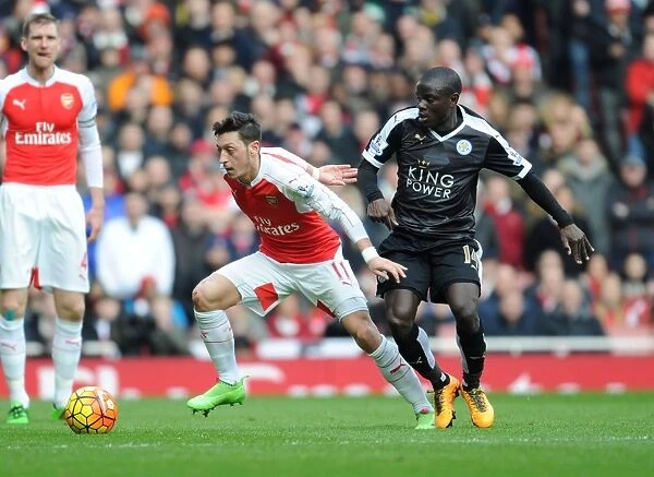 Mesut Ozil Outmaneuvers Kante: Arsenal vs Leicester City, Premier League 2015-16