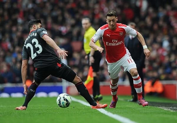 Mesut Ozil Outsmarts Emre Can: Arsenal vs. Liverpool, Premier League 2014-15