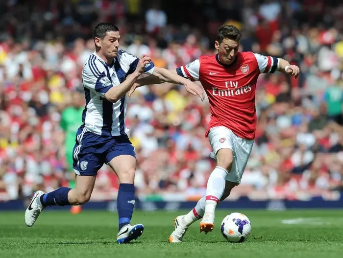 Framed Print : Mesut Ozil Outsmarts Graham Dorrans: Arsenal's Masterclass vs. West Bromwich Albion, 2013-14 Premier League Framed Print : Mesut Ozil Outsmarts Graham Dorrans: Arsenal's Masterclass vs. West Bromwich Albion, 2013-14 Premier League
