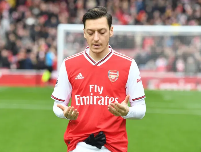 Framed Print : Mesut Ozil in Prayer: Arsenal Football Club's Pre-Match Focus before Arsenal vs West Ham Framed Print : Mesut Ozil in Prayer: Arsenal Football Club's Pre-Match Focus before Arsenal vs West Ham