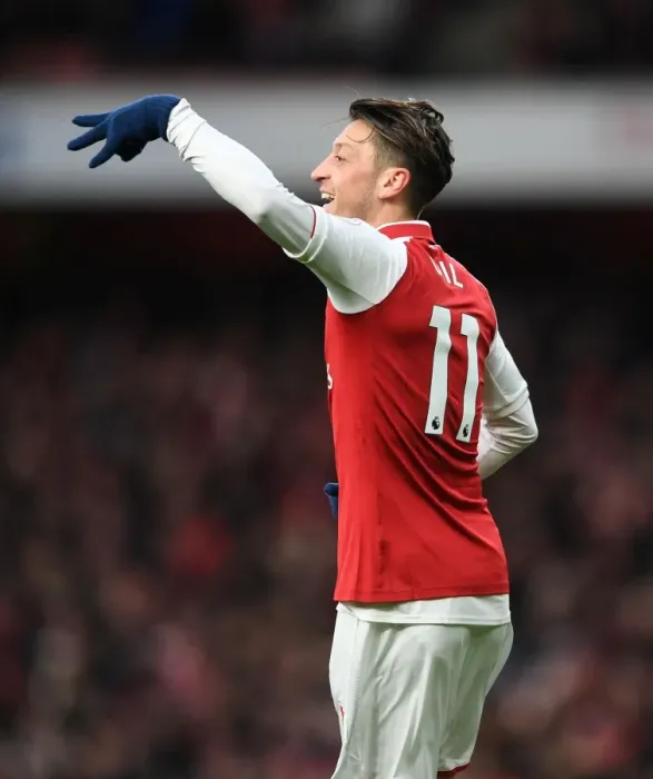 Framed Print : Mesut Ozil Scores: Arsenal vs Newcastle United, Premier League 2017-18 Framed Print : Mesut Ozil Scores: Arsenal vs Newcastle United, Premier League 2017-18