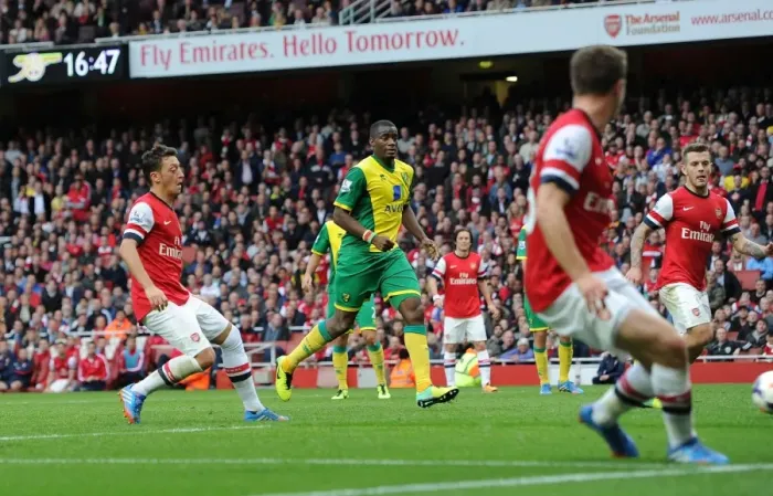 Framed Print : Mesut Ozil Scores Arsenal's Fourth Goal Against Norwich City, 2013-14 Season Framed Print : Mesut Ozil Scores Arsenal's Fourth Goal Against Norwich City, 2013-14 Season