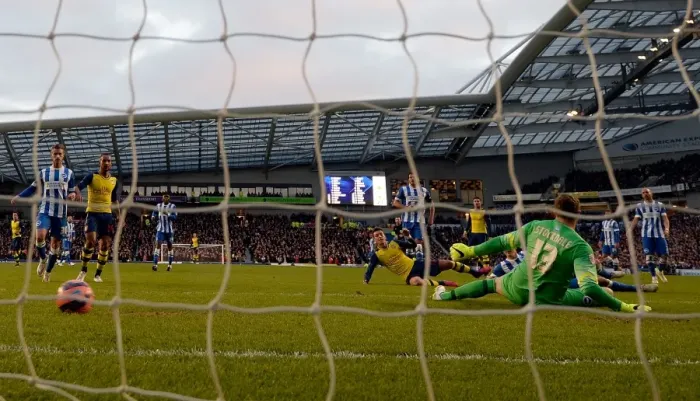 Framed Print : Mesut Ozil Scores the Decisive Goal: Arsenal's FA Cup Triumph over Brighton & Hove Albion (2015)