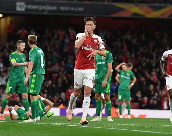 Mesut Ozil Scores Fourth Goal: Arsenal Dominates Vorskla Poltava in UEFA Europa League