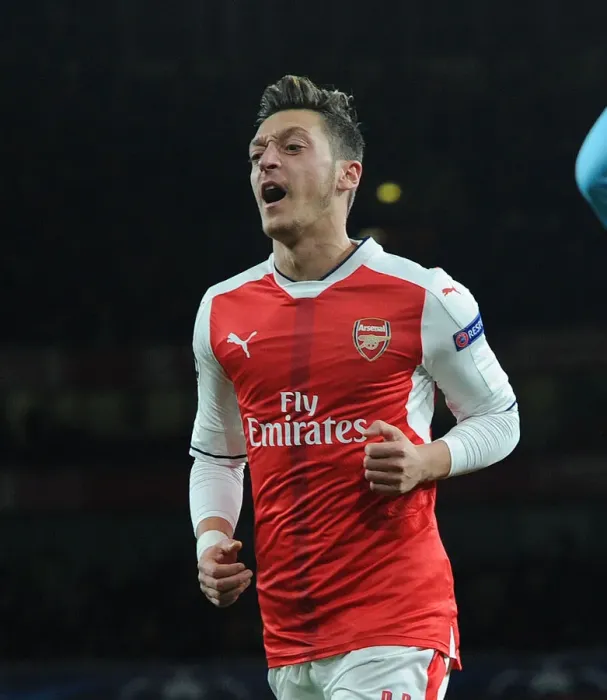 Framed Print : Mesut Ozil Scores Fourth Goal for Arsenal against Ludogorets in 2016-17 Champions League
