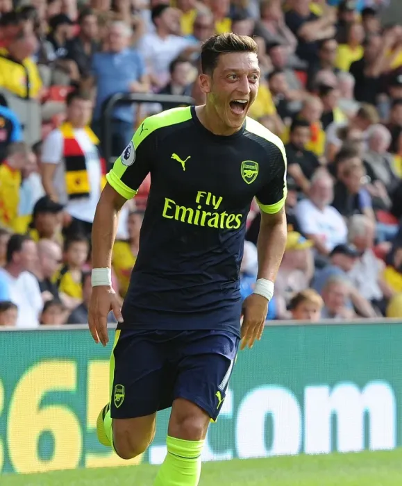 Framed Print : Mesut Ozil Scores the Third Goal: Arsenal's Triumph over Watford (2016-17)
