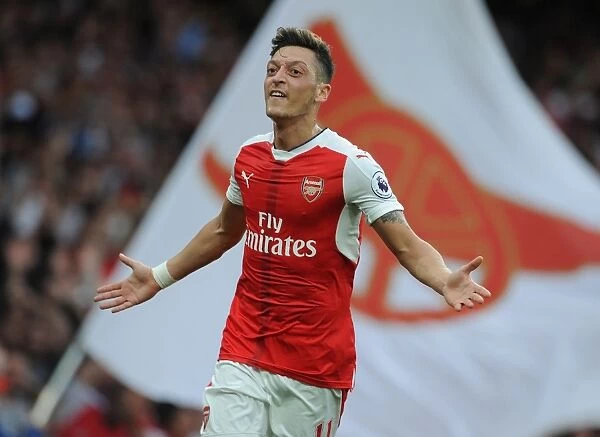 Mesut Ozil Scores the Thrilling Third Goal: Arsenal's Victory over Chelsea (2016-17)