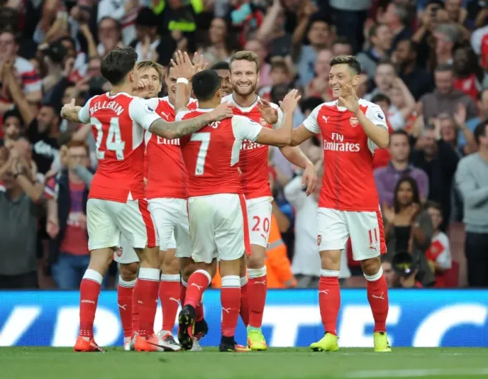 Framed Print : Mesut Ozil Scores Thrilling Hat-Trick Against Chelsea in 2016-17 Premier League Framed Print : Mesut Ozil Scores Thrilling Hat-Trick Against Chelsea in 2016-17 Premier League