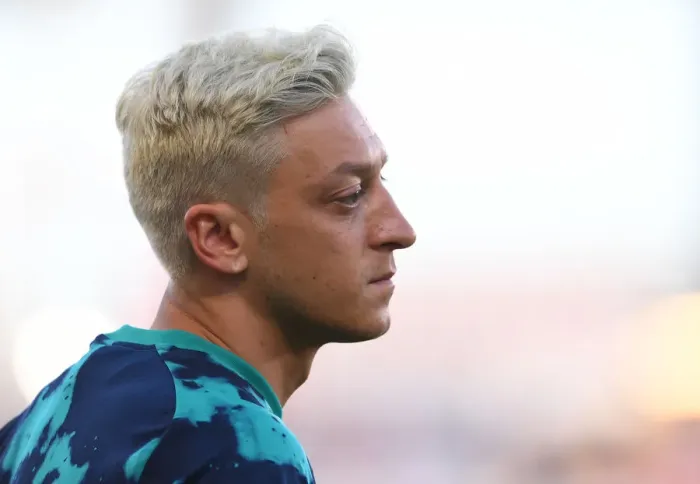 Framed Print : Mesut Ozil vs Bayern Munich: A Reunion in the International Champions Cup Framed Print : Mesut Ozil vs Bayern Munich: A Reunion in the International Champions Cup