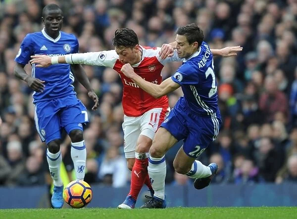 Mesut Ozil vs Cesar Azpilicueta: Intense Battle at Stamford Bridge - Chelsea vs Arsenal, Premier League 2016-17