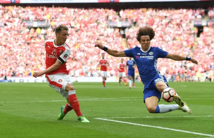 Framed Print : Mesut Ozil vs. David Luiz: A FA Cup Final Showdown at the Emirates Framed Print : Mesut Ozil vs. David Luiz: A FA Cup Final Showdown at the Emirates
