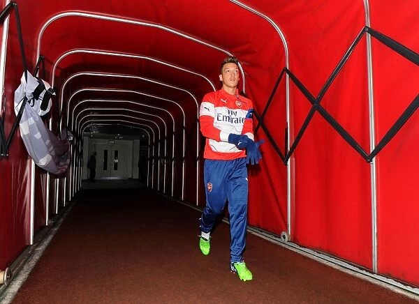 Mesut Ozil Warming Up: Arsenal vs Stoke City, Premier League 2014-15