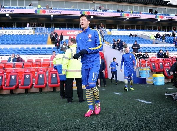 Mesut Ozil Warming Up: Cardiff City vs. Arsenal, Premier League 2013-14