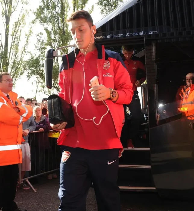 Framed Print : Mesut Ozil's Arrival: West Bromwich Albion vs. Arsenal, 2013-14 Premier League Framed Print : Mesut Ozil's Arrival: West Bromwich Albion vs. Arsenal, 2013-14 Premier League