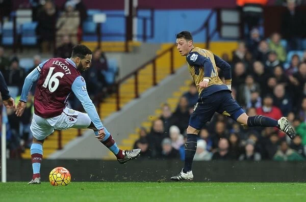 Mesut Ozil's Assist: Arsenal's Goal Against Aston Villa (2015-16)