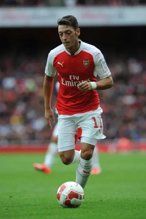Framed Print : Mesut Ozil's Brilliant Performance: Arsenal vs. VFL Wolfsburg in the Emirates Cup Framed Print : Mesut Ozil's Brilliant Performance: Arsenal vs. VFL Wolfsburg in the Emirates Cup