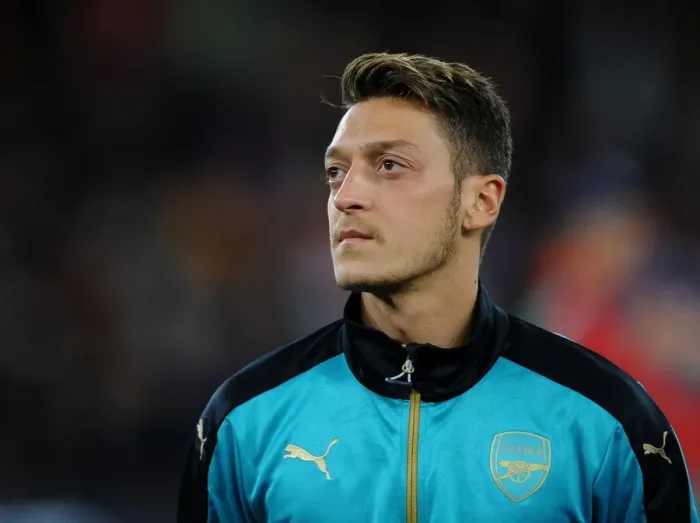 Framed Print : Mesut Ozil's Focus: Arsenal's Pre-Match Preparation vs Olympiacos (September 2015) Framed Print : Mesut Ozil's Focus: Arsenal's Pre-Match Preparation vs Olympiacos (September 2015)