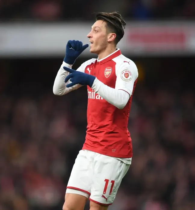 Framed Print : Mesut Ozil's Game-Winning Goal: Arsenal vs Newcastle United, Premier League 2017-18 Framed Print : Mesut Ozil's Game-Winning Goal: Arsenal vs Newcastle United, Premier League 2017-18