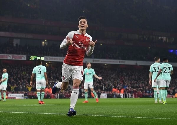 Mesut Ozil's Goal Celebration: Arsenal FC vs AFC Bournemouth, Premier League 2018-19