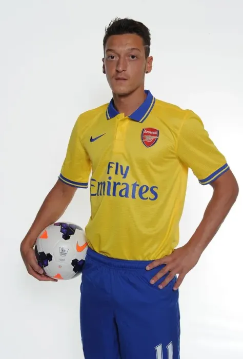 Framed Print : Mesut Ozil's Munich Debut: Arsenal's New Signing at Photo Shoot