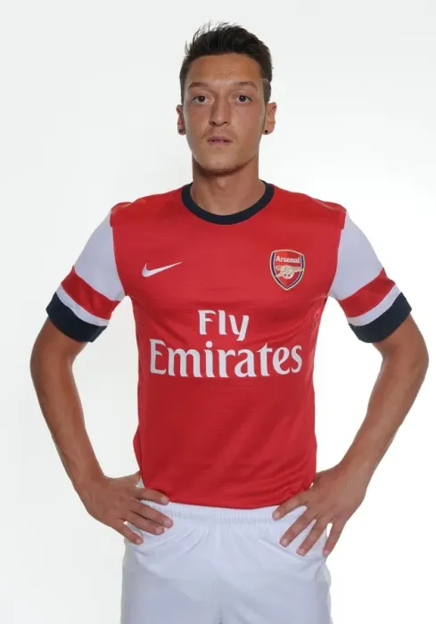 Framed Print : Mesut Ozil's Munich Debut: Arsenal's New Signing at Photo Shoot