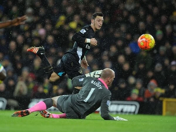 Mesut Ozil's Stunning Goal Past John Ruddy: Norwich City vs Arsenal (2015-16)