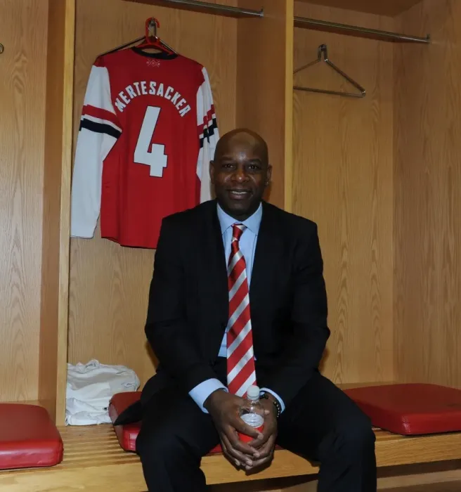 Framed Print : Michael Thomas Returns: Nostalgic Moment as Ex-Arsenal Player Visits Locker Room Before Arsenal vs Liverpool FA Cup Clash Framed Print : Michael Thomas Returns: Nostalgic Moment as Ex-Arsenal Player Visits Locker Room Before Arsenal vs Liverpool FA Cup Clash