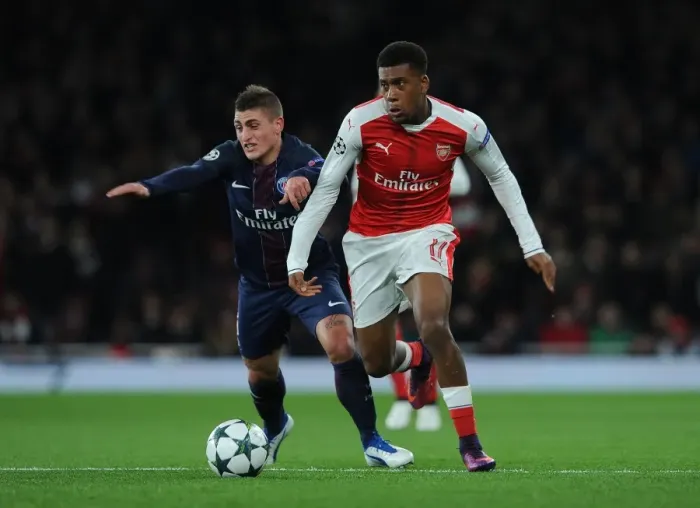 Framed Print : Midfield Showdown: Iwobi vs. Verratti - Arsenal vs. Paris Saint-Germain, 2016-17 Champions League Framed Print : Midfield Showdown: Iwobi vs. Verratti - Arsenal vs. Paris Saint-Germain, 2016-17 Champions League