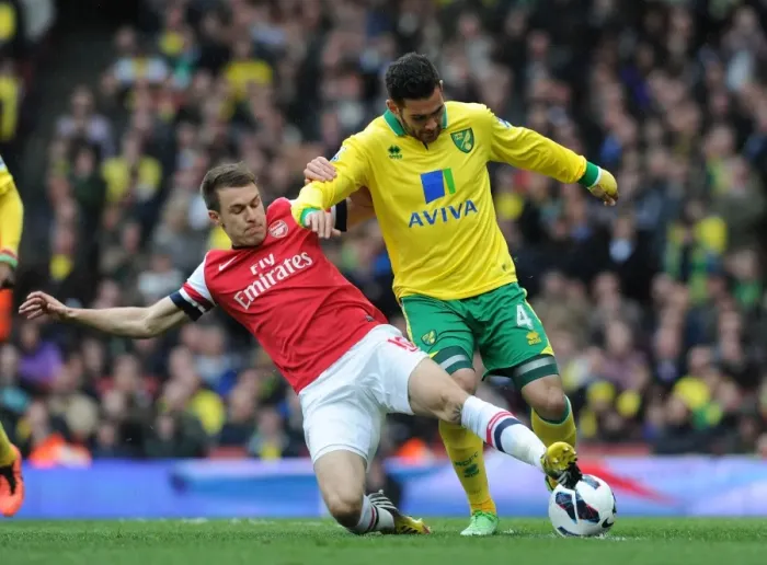 Framed Print : Midfield Showdown: Ramsey vs. Johnson - Arsenal vs. Norwich City (2012-13) Framed Print : Midfield Showdown: Ramsey vs. Johnson - Arsenal vs. Norwich City (2012-13)