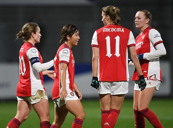 Miedema and Iwabuchi Celebrate Arsenal's Goal in UEFA Women's Champions League Clash vs. Hoffenheim