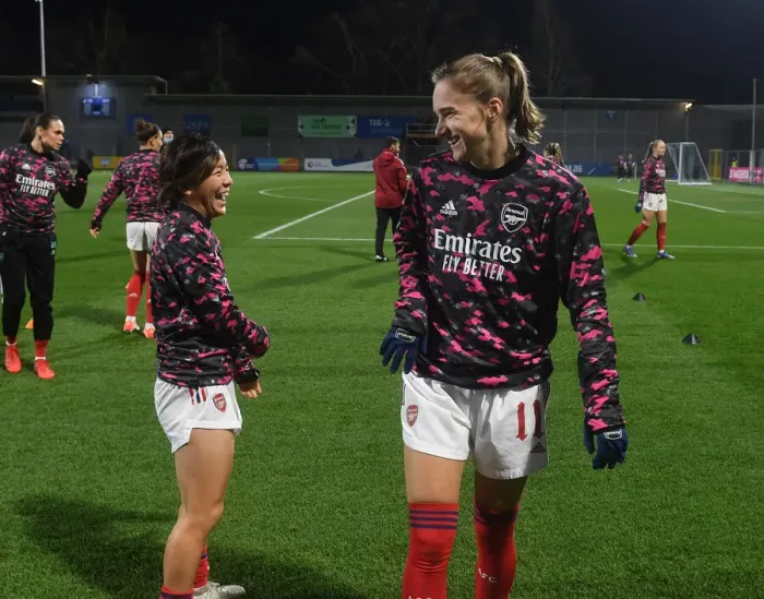 Framed Print : Miedema and Iwabuchi Face Off: Arsenal WFC vs. 1899 Hoffenheim - UEFA Women's Champions League Group C Framed Print : Miedema and Iwabuchi Face Off: Arsenal WFC vs. 1899 Hoffenheim - UEFA Women's Champions League Group C