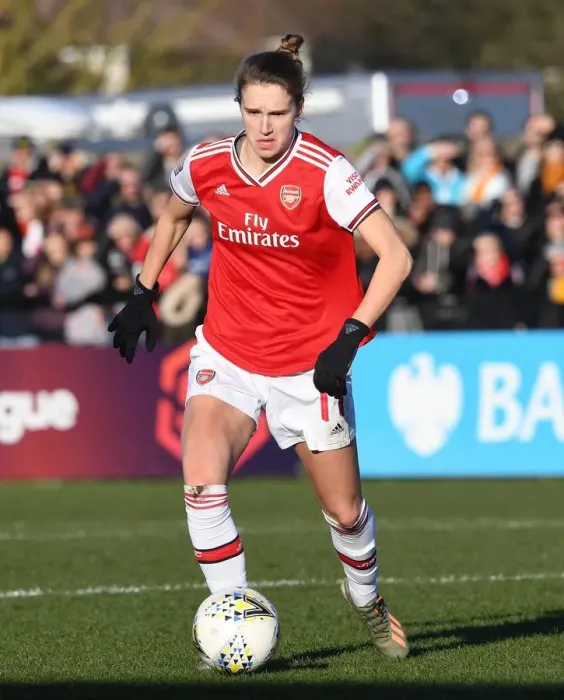 Framed Print : Miedema's Brilliant Display: Arsenal Women Outshine Chelsea in FA WSL Showdown