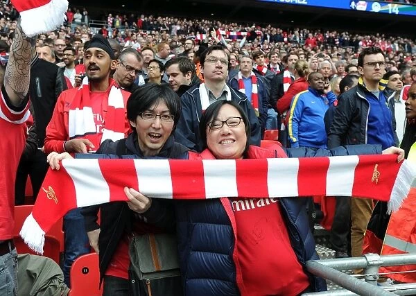Mika Campbell, Arsenal fans before the match. Arsenal 1: 1 Wigan Athletic. 4: 2 after penalties