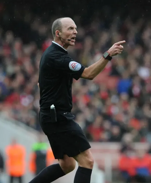 Framed Print : Mike Dean: Referees Arsenal vs. Hull City FA Cup Match