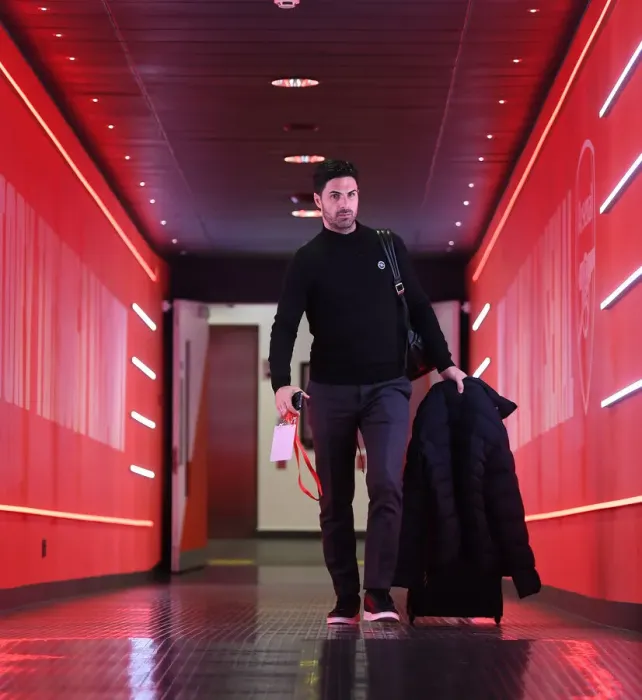 Framed Print : Mikel Arteta Arrives Ahead of Arsenal vs. Liverpool, Premier League 2021-22 Framed Print : Mikel Arteta Arrives Ahead of Arsenal vs. Liverpool, Premier League 2021-22