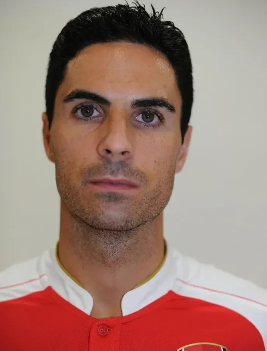 Framed Print : Mikel Arteta at Arsenal 1st Team Photocall (2015-16) Framed Print : Mikel Arteta at Arsenal 1st Team Photocall (2015-16)