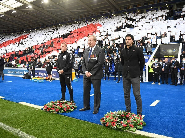Mikel Arteta and Brendan Rodgers Honor Remembrance Day: A Moment of Tribute Before Leicester City vs Arsenal (2021-22)