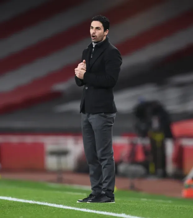 Framed Print : Mikel Arteta at Empty Emirates: Arsenal vs Manchester City, 2021 Framed Print : Mikel Arteta at Empty Emirates: Arsenal vs Manchester City, 2021