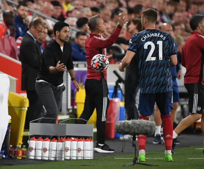 Framed Print : Mikel Arteta Gives Instructions to Calum Chambers during Brentford vs Arsenal Premier League Match Framed Print : Mikel Arteta Gives Instructions to Calum Chambers during Brentford vs Arsenal Premier League Match